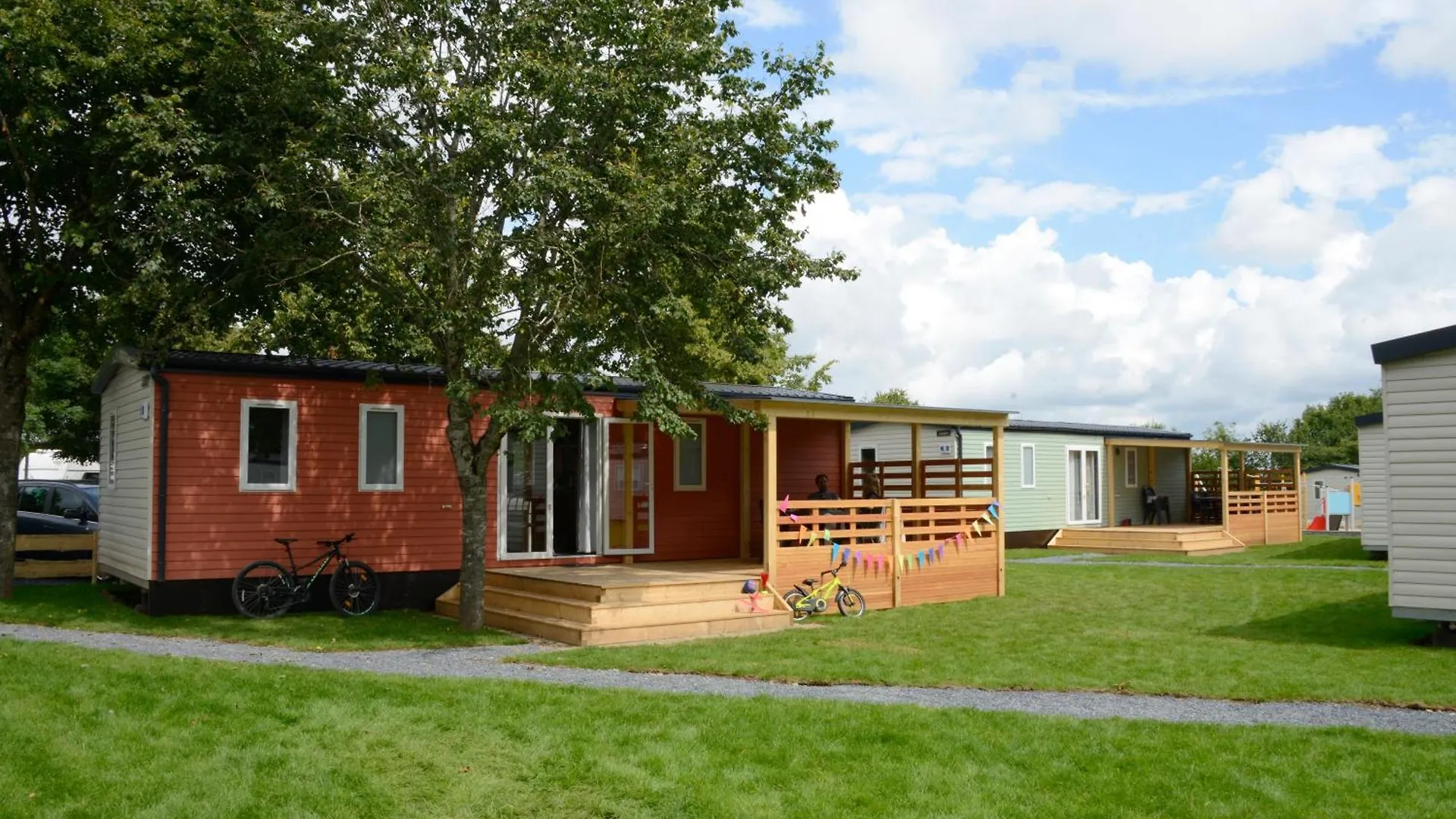 Hotel Camping&Bungalowpark Fuussekaul Heiderscheid Luxemburg